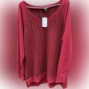 Suzanne Betro Red Crew Neck Cable Knit Sweater